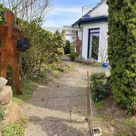 Casa *